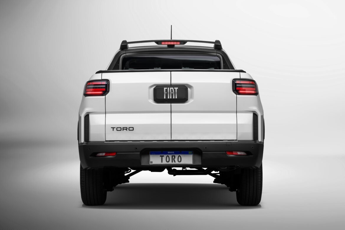 video:-fiat-toro-2026-segue-como-boa-opcao,-mas-peca-pelos-itens-ultrapassados;-veja-o-teste