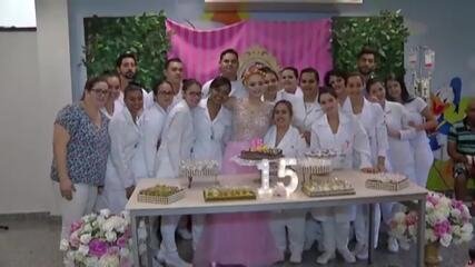 ‘alegria-a-mais-para-continuar-na-batalha’-diz-mineira-que-teve-festa-de-debutante-no-hospital-do-cancer-de-muriae ‘alegria-a-mais-para-continuar-na-batalha’-diz-mineira-que-teve-festa-de-debutante-no-hospital-do-cancer-de-muriae