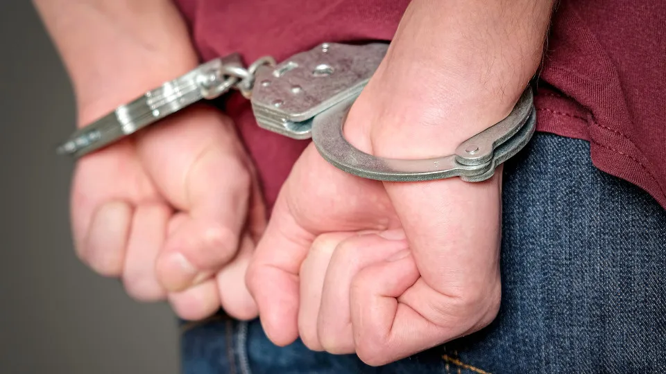 quem-e-o-delegado-da-policia-federal-preso-no-rio-em-operacao-contra-o-cv quem-e-o-delegado-da-policia-federal-preso-no-rio-em-operacao-contra-o-cv