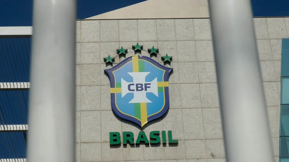 processo-de-feridos-em-brasil-x-argentina-vira-jogo-de-empurra-cbf-x-rj processo-de-feridos-em-brasil-x-argentina-vira-jogo-de-empurra-cbf-x-rj
