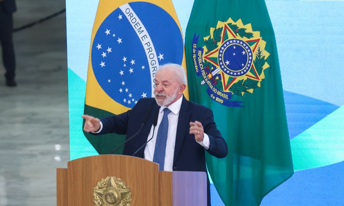 lula-critica-projeto-que-dificulta-acao-judicial-contra-parlamentares lula-critica-projeto-que-dificulta-acao-judicial-contra-parlamentares