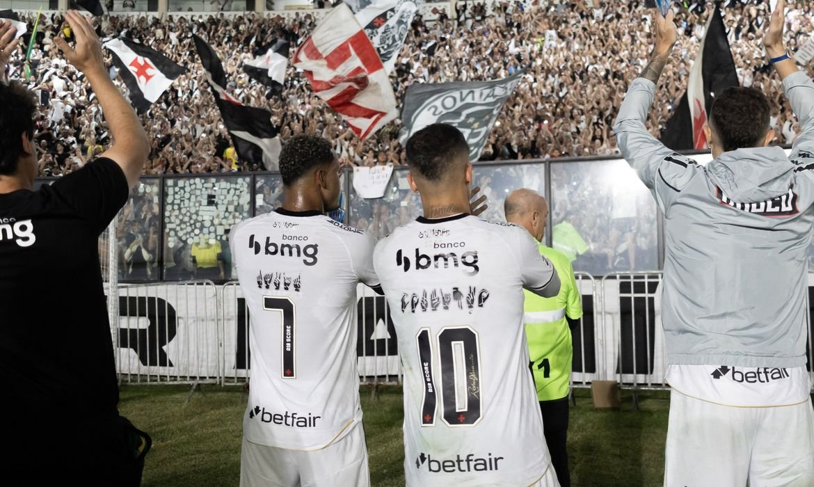 vasco-derruba-o-cruzeiro-e-engata-segunda-vitoria-consecutiva vasco-derruba-o-cruzeiro-e-engata-segunda-vitoria-consecutiva