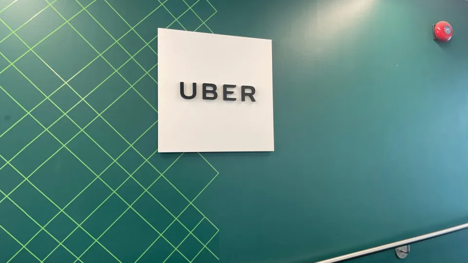 governo-defende-piso-salarial-e-limite-de-horas-para-trabalhador-de-uber-e-outros-apps governo-defende-piso-salarial-e-limite-de-horas-para-trabalhador-de-uber-e-outros-apps