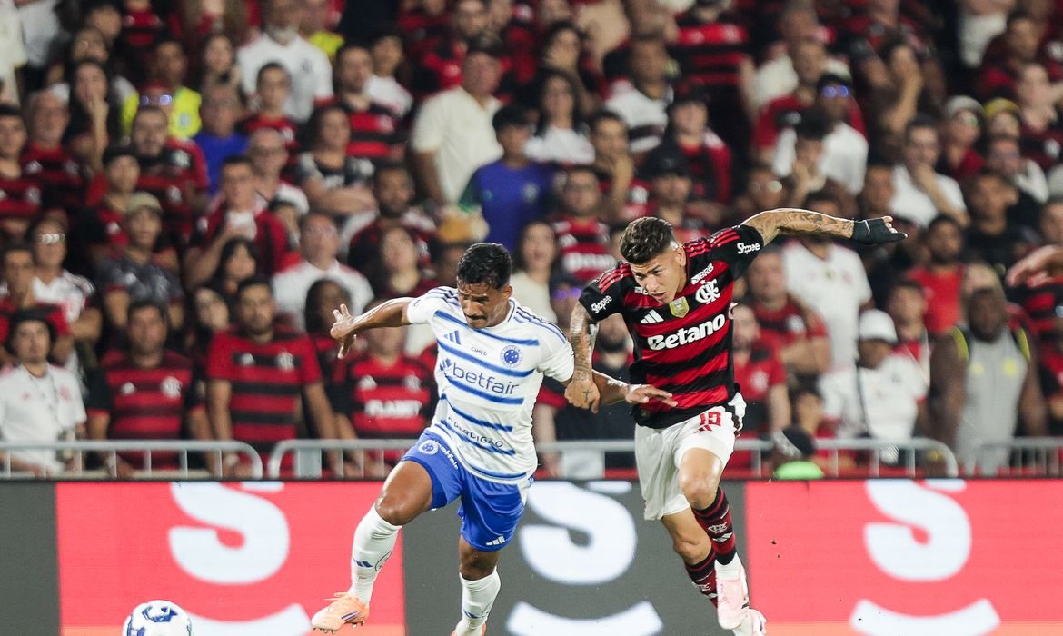campeonato-brasileiro:-flamengo-e-cruzeiro-empatam-em-maracana-lotado campeonato-brasileiro:-flamengo-e-cruzeiro-empatam-em-maracana-lotado