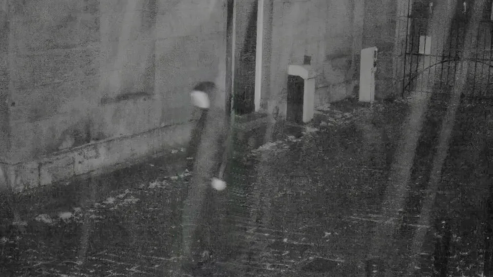 fantasma?-camaras-de-vigilancia-de-castelo-ingles-captam-figura-sem-rosto fantasma?-camaras-de-vigilancia-de-castelo-ingles-captam-figura-sem-rosto