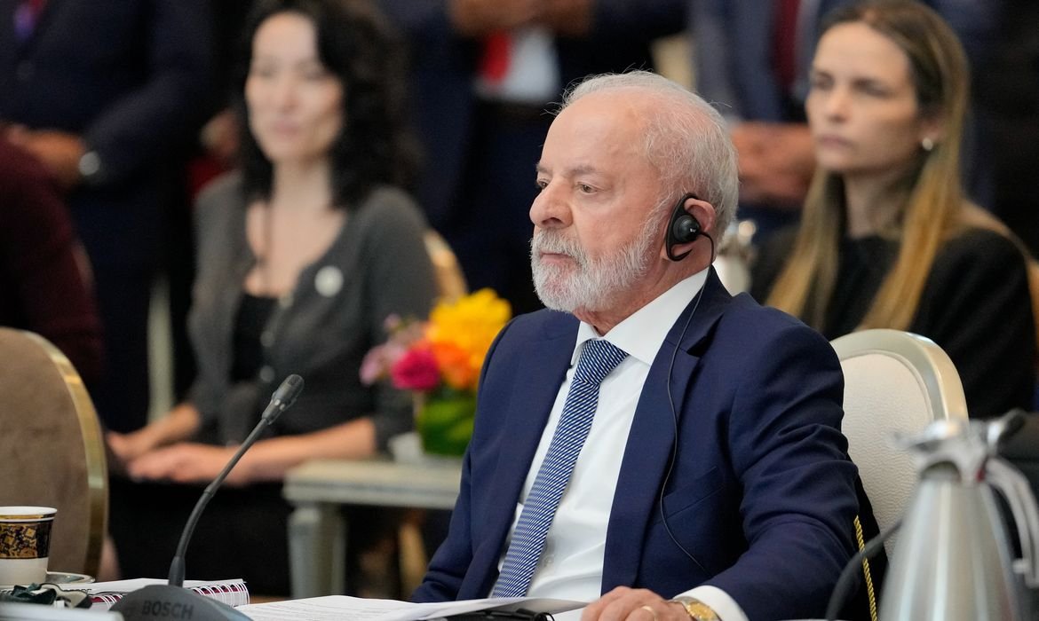 lula-aguarda-reuniao-com-trump-e-aposta-em-solucao-a-tarifaco lula-aguarda-reuniao-com-trump-e-aposta-em-solucao-a-tarifaco
