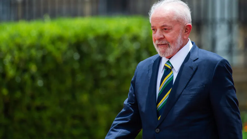 lula-completa-80-anos-e-se-torna-o-primeiro-octogenario-no-cargo lula-completa-80-anos-e-se-torna-o-primeiro-octogenario-no-cargo