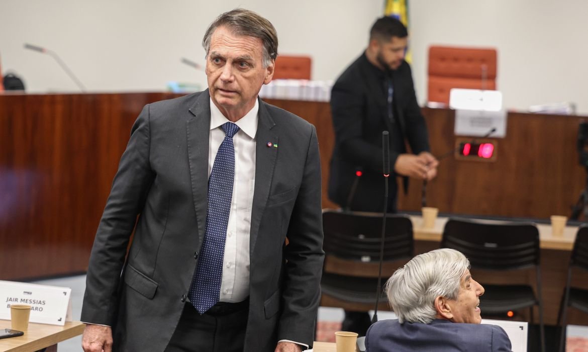 recurso-de-bolsonaro-cita-cerceamento-de-defesa-e-pede-revisao-da-pena recurso-de-bolsonaro-cita-cerceamento-de-defesa-e-pede-revisao-da-pena