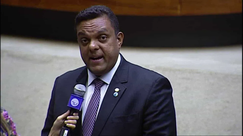 deputados-pedem-investigacao-federal-sobre-megaoperacao-no-rio deputados-pedem-investigacao-federal-sobre-megaoperacao-no-rio