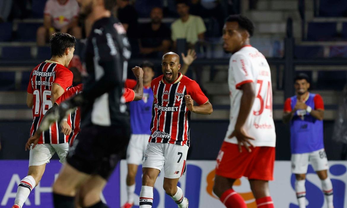 sao-paulo-e-palmeiras-se-garantem-nas-semis-do-campeonato-paulista