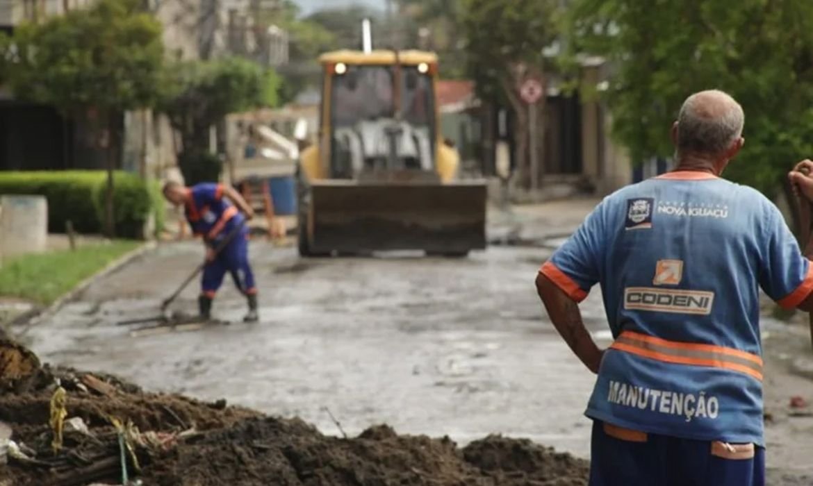 defesa-civil-auxilia-cidades-fluminenses-afetadas-pelas-fortes-chuvas