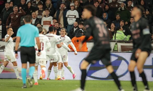 fluminense-leva-susto,-mas-e-1o-classificado-a-semi-da-libertadores